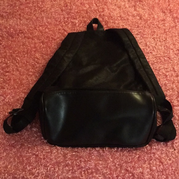 Mac Make up Leather Back pack - Picture 3 of 11